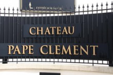 Бордо. Пессак-Леоньян. Шато Пап Клеман (Chateau Pape Clement)